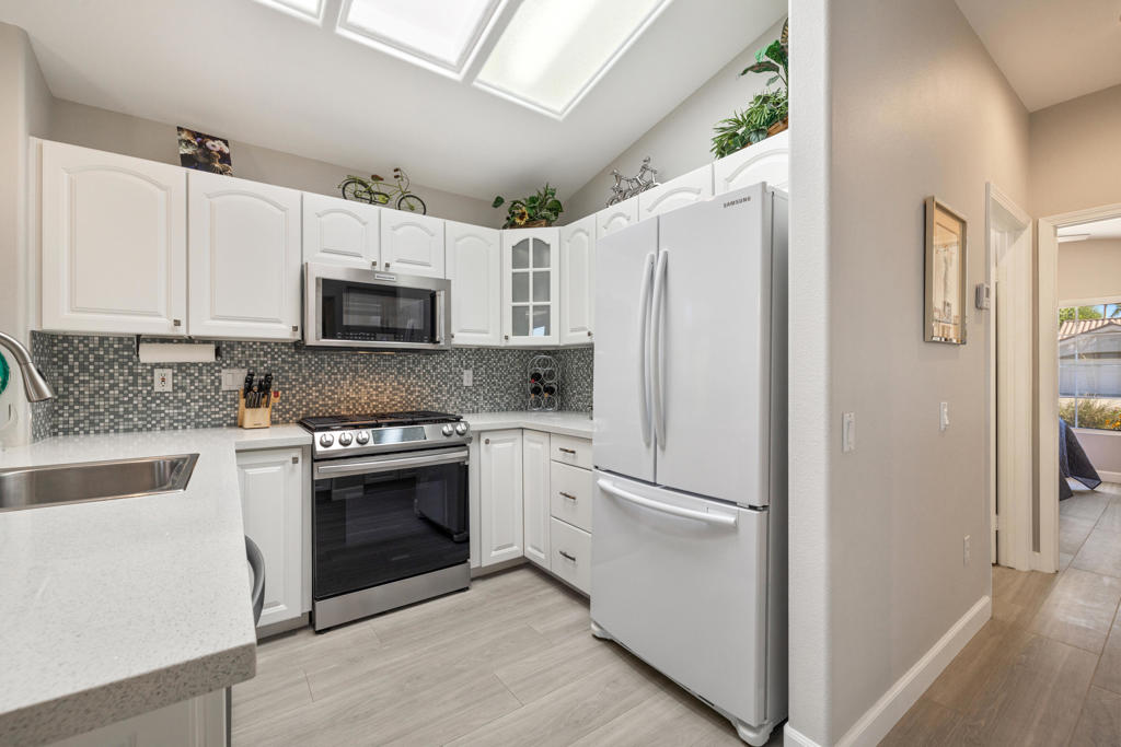 MLS #219138622DA image #10