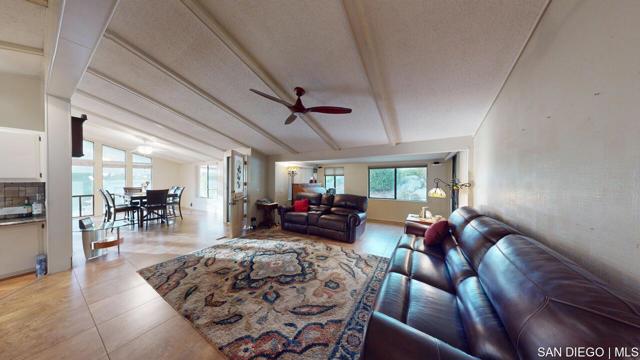 18218 Paradise Mountain Rd, Valley Center CA: https://media.crmls.org/mediaz/db86b6c4-cb0a-4441-bb6f-d36703f4dc4f.jpg