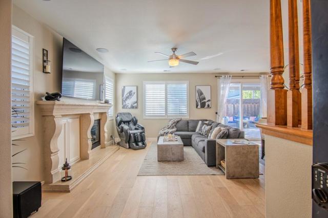 555 Calle Buena Vista, Morgan Hill CA: https://media.crmls.org/mediaz/db86f0e9-d33a-4a93-9437-9ba152e7c203.jpg