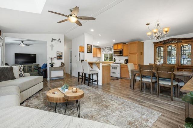 18218 Paradise Mountain Road, Valley Center CA: https://media.crmls.org/mediaz/db8746a6-5877-4bd2-aec7-72d2c36287c9.jpg