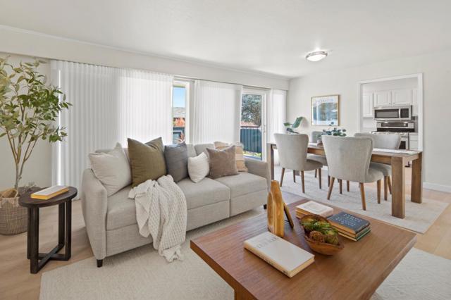 101 Del Mesa Carmel, Carmel CA: https://media.crmls.org/mediaz/db881c48-4bdf-46ad-b150-1da055e0b90c.jpg