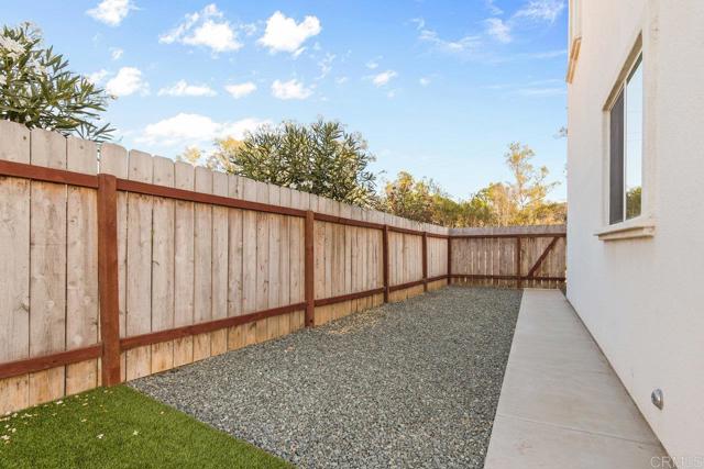 Detail Gallery Image 34 of 37 For 380 Date St, Chula Vista,  CA 91911 - 3 Beds | 2/1 Baths