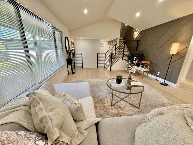 1926 Paseo Del Cajon, Pleasanton CA: https://media.crmls.org/mediaz/db89258a-90f6-40cc-b476-28d62ee43f08.jpg