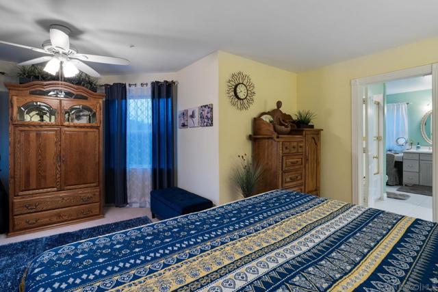 24665 Rancho Santa Teresa Dr, Ramona CA: https://media.crmls.org/mediaz/db893ded-d27f-4e16-affd-7a2645f472a4.jpg