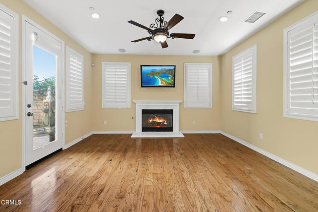 Detail Gallery Image 9 of 39 For 676 Chesapeake Pl, Ventura,  CA 93004 - 6 Beds | 3/1 Baths