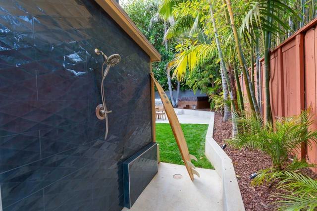 460 Chinquapin Ave., Carlsbad CA: https://media.crmls.org/mediaz/db89d4f7-f710-4377-a827-084c27103cb8.jpg