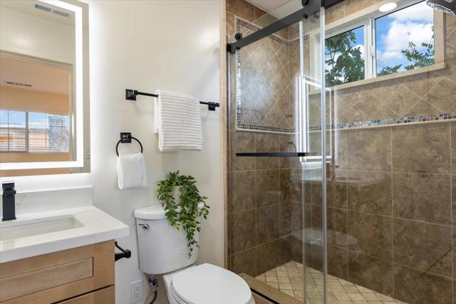 5643 Truman Place, Fremont CA: https://media.crmls.org/mediaz/db8b150f-436d-4564-921d-5da0e770d1fe.jpg