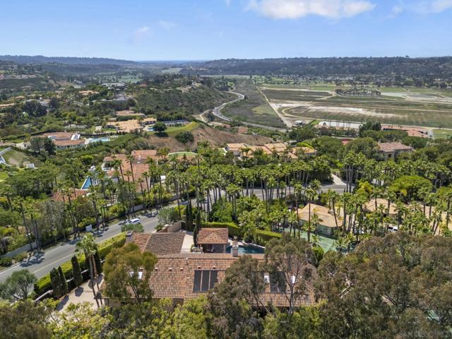 5980 Rancho Diegueno, Rancho Santa Fe CA: https://media.crmls.org/mediaz/db8bd0a0-db07-4343-9b67-3f9807197095.jpg