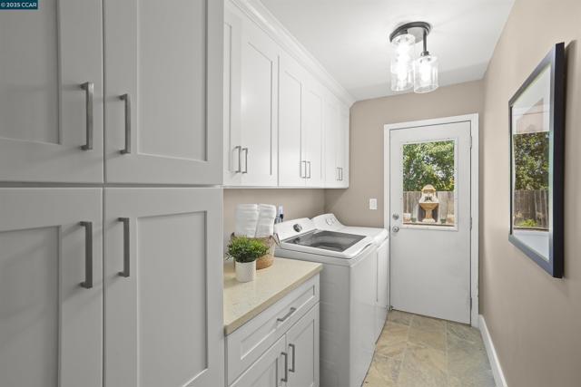 5665 Lewis Way, Concord CA: https://media.crmls.org/mediaz/db8c7446-e8b2-4840-8e71-4cef26fa24fc.jpg