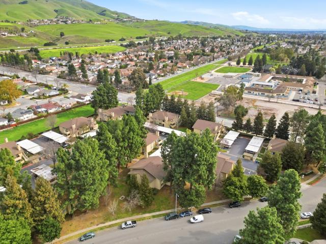 46902 Fernald, Fremont CA: https://media.crmls.org/mediaz/db8d61cc-98e5-44cc-a28c-b128622d6dda.jpg