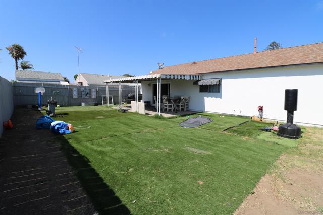 1252 Fourth Ave, Chula Vista CA: https://media.crmls.org/mediaz/db8dc1bb-e787-4292-ae00-70cebfd99f9c.jpg