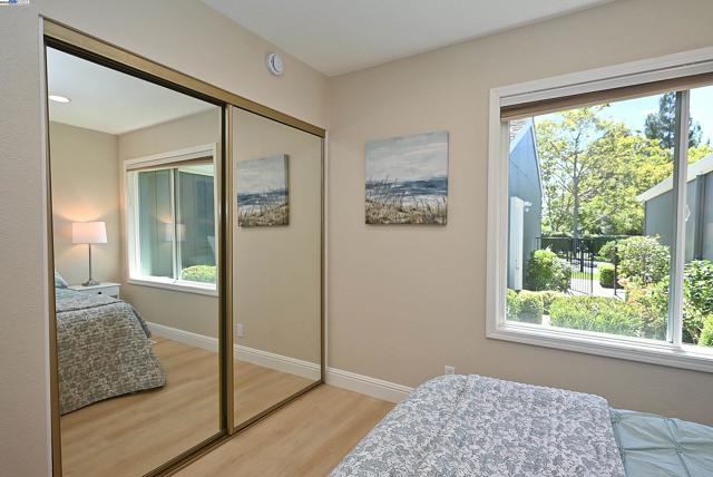 1976 Saint George Rd, Danville CA: https://media.crmls.org/mediaz/db8dc51d-1380-4c51-86ee-110e39dd5982.jpg