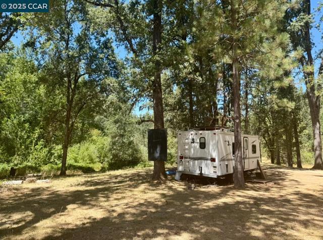 4578 Pretty Good Rd, Placerville CA: https://media.crmls.org/mediaz/db8ed636-e0e9-4d47-911b-c65ffcf7dfe2.jpg