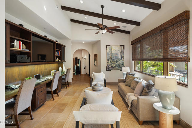 Detail Gallery Image 10 of 50 For 5065 Indianola Way, La Canada Flintridge,  CA 91011 - 5 Beds | 5/2 Baths