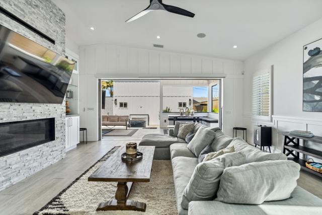 Detail Gallery Image 19 of 46 For 4230 Orchard Ave, San Diego,  CA 92107 - 4 Beds | 4/1 Baths