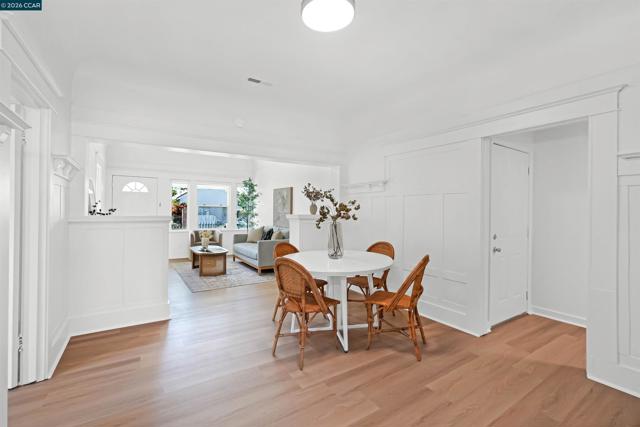 Image 17 of 58 For 456 4th St  