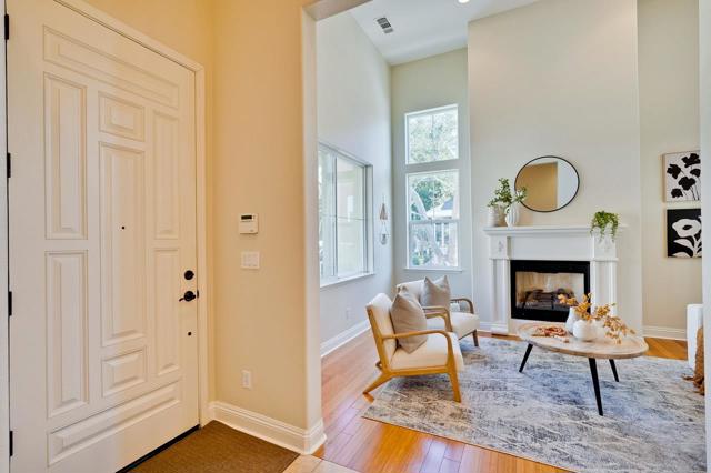 Image 4 of 52 For 138 Iris Drive