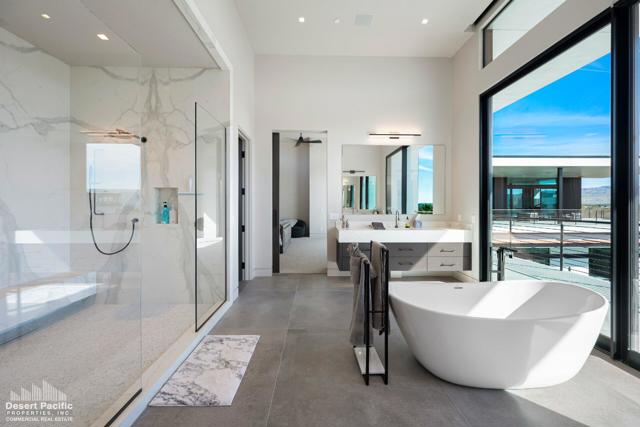 61006 Watkins Glen Dr, Thermal CA: https://media.crmls.org/mediaz/db93469c-f386-48d9-ab12-efbbb8e71471.jpg