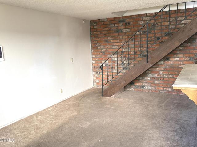 Detail Gallery Image 2 of 9 For 2615 Yardarm Ave, Port Hueneme,  CA 93041 - 2 Beds | 1 Baths