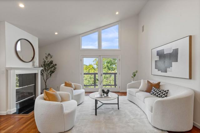 875 Sunset Drive, San Carlos CA: https://media.crmls.org/mediaz/db94029d-7071-4e2a-aaa1-3fa4f935273e.jpg