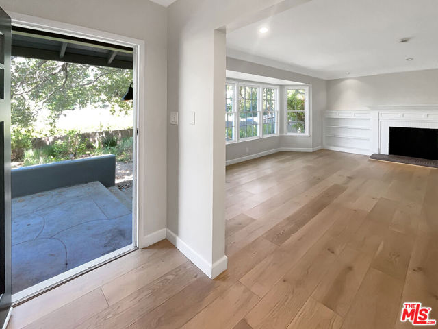2252 Verde Oak Drive, Los Angeles CA: https://media.crmls.org/mediaz/db941f6c-1253-4987-bc9e-14dc44a4dd51.jpg