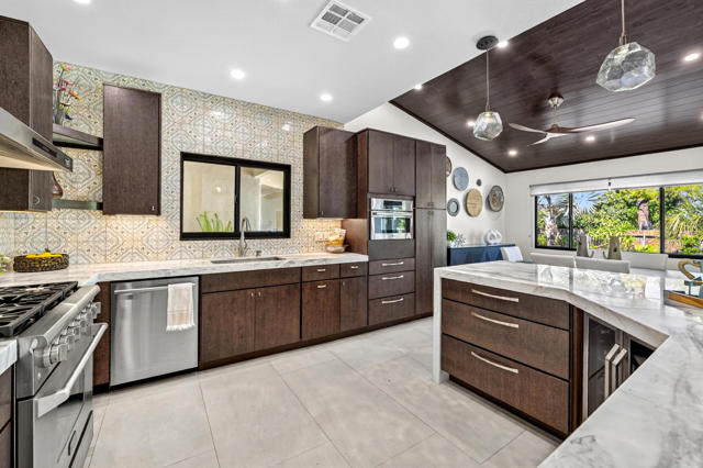 74090 Setting Sun Trail, Palm Desert, CA 92260
