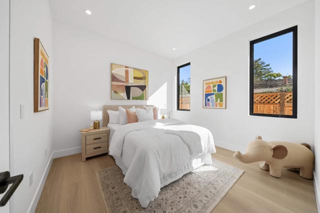 89 Centre Street, Mountain View CA: https://media.crmls.org/mediaz/db96230c-5565-460e-acb8-7a9a17e04284.jpg