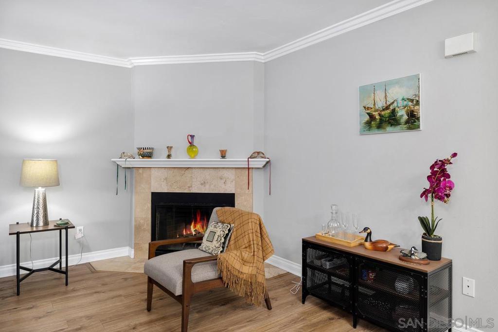 1756 Esssex St - photo 6