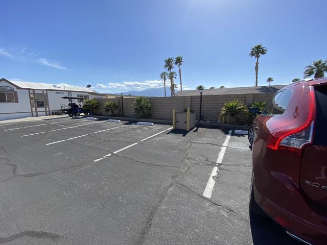 17777 Langlois Road, Desert Hot Springs CA: https://media.crmls.org/mediaz/db9788da-5f31-4d96-85c8-8069a3ede292.jpg