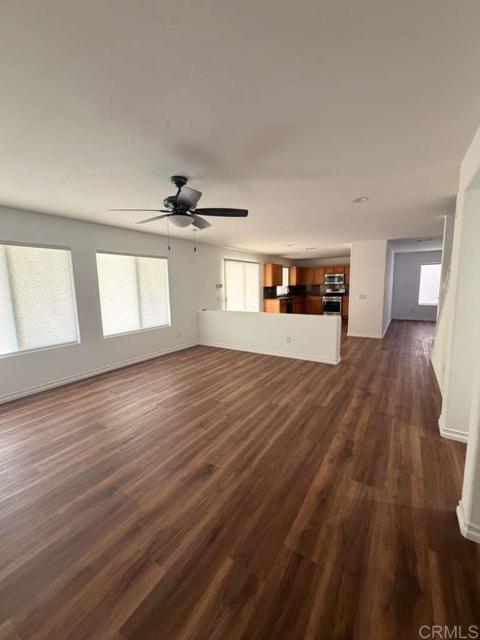 Detail Gallery Image 9 of 33 For 25043 Babbling Brook Cir, Menifee,  CA 92584 - 4 Beds | 3 Baths