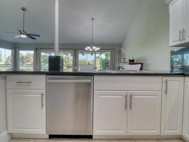 Image 21 of 52 For 77897 Woodhaven Drive