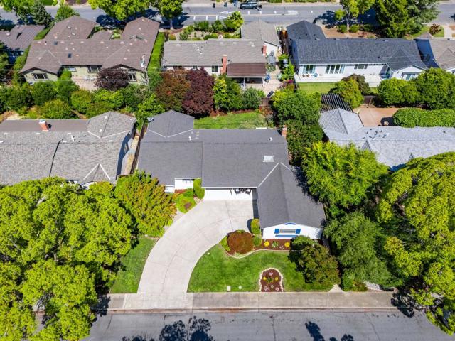 1861 Limetree Lane, Mountain View CA: https://media.crmls.org/mediaz/db98cbe1-86c2-4084-8413-a459135715ae.jpg