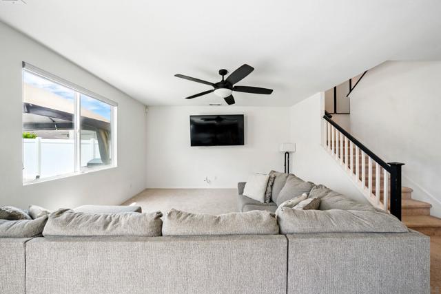30499 Ridgely Way, Menifee CA: https://media.crmls.org/mediaz/db9ac769-7055-4841-99ea-c2448538f795.jpg