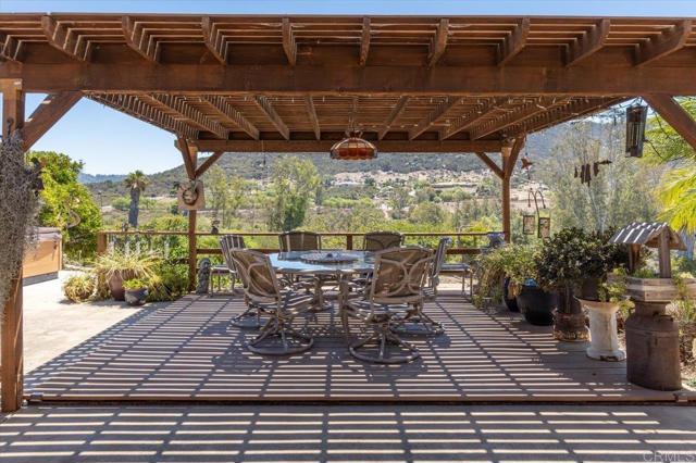Detail Gallery Image 56 of 60 For 945 El Paseo, Vista,  CA 92084 - 4 Beds | 3 Baths