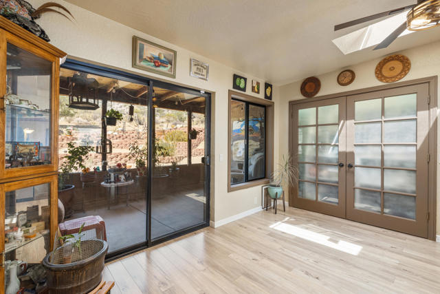 70770 S View Drive, Mountain Center CA: https://media.crmls.org/mediaz/db9b4d98-8d78-468f-a40b-25385a04d8a1.jpg