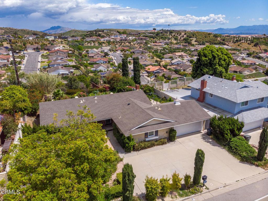 1074 Colina Vista