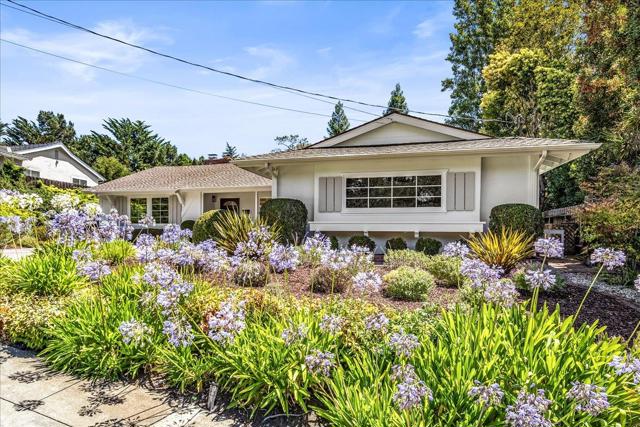 35 Mountain View Place, San Mateo CA: https://media.crmls.org/mediaz/db9ba84d-da16-40b5-bb2c-d91ee579d03a.jpg
