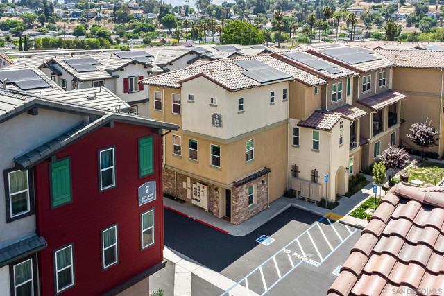 8383 Yellowstone St, Lemon Grove CA: https://media.crmls.org/mediaz/db9bbe12-4015-4246-99a2-3d43a7cd3839.jpg