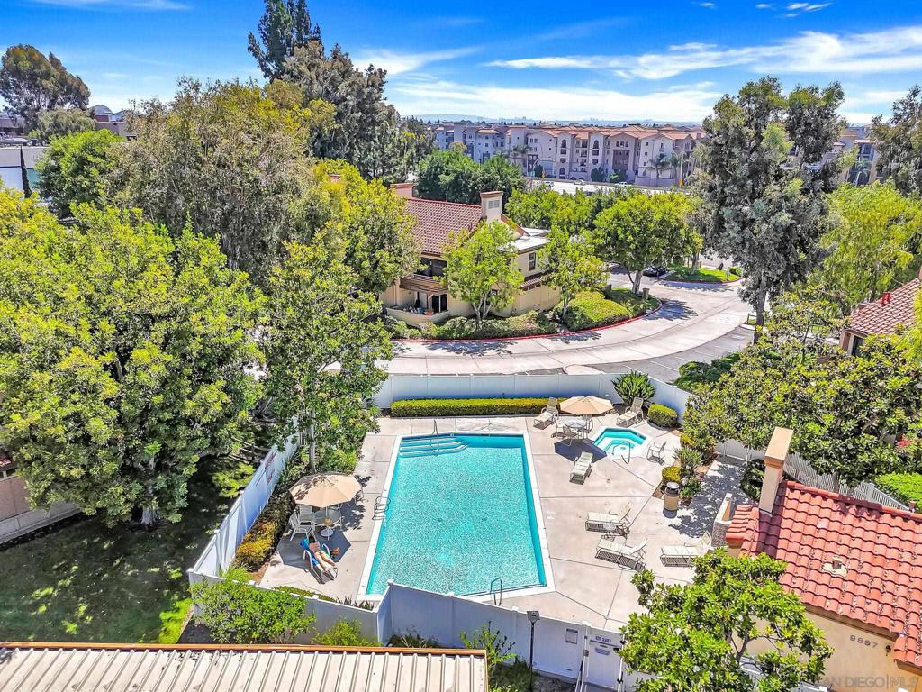 9909 Scripps Westview Way - photo 15