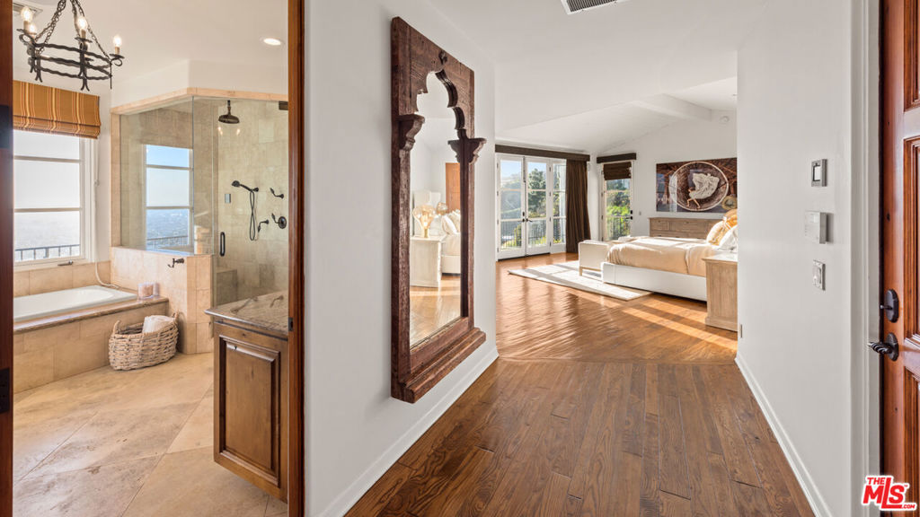 MLS #26865047 image #24
