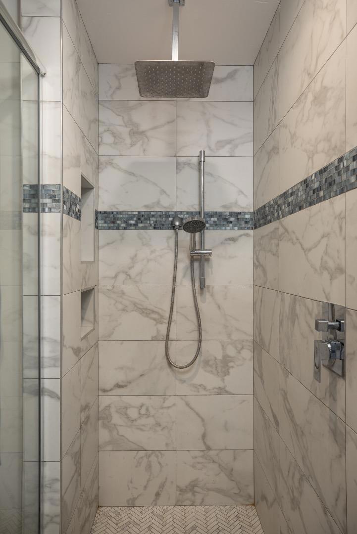 https://media.crmls.org/mediaz/db9e72b2-3464-48ee-96b8-d4c60f2ad5f1.jpg?preset=X-Large