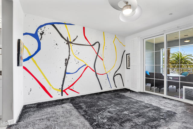 1524 Seabridge Lane, Oxnard CA: https://media.crmls.org/mediaz/db9f50be-2335-443e-8b6c-af66f490547d.jpg