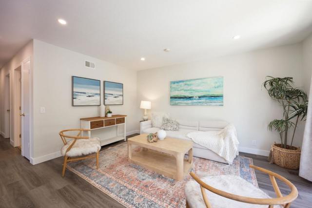 1026 Suzanne Court, Half Moon Bay CA: https://media.crmls.org/mediaz/dba0b63a-7f89-4abf-a2e4-d1b32c750fba.jpg