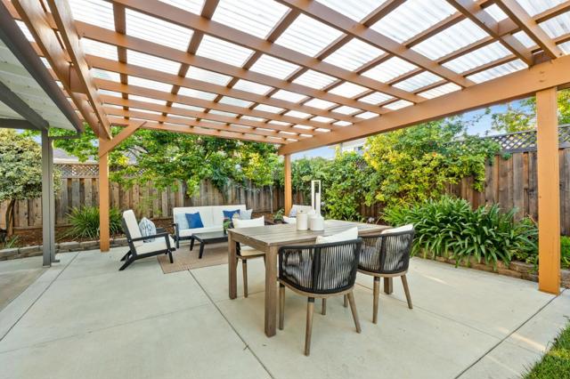 16251 Lilac Lane, Los Gatos CA: https://media.crmls.org/mediaz/dba0bc85-6ba9-489c-b727-67c30011f253.jpg