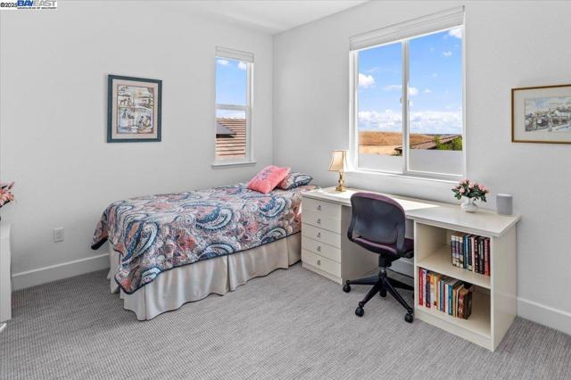 6822 Spanner Ct, Tracy CA: https://media.crmls.org/mediaz/dba0f648-a940-4807-a385-76ec4899ff40.jpg