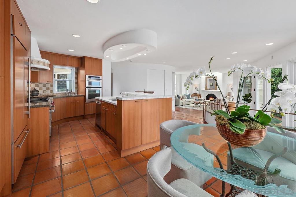 MLS #250037432SD image #19