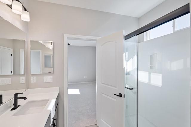 1861 Hydrangea Drive, Hollister CA: https://media.crmls.org/mediaz/dba1ec0a-40a8-4030-bb32-c85b4aacc483.jpg