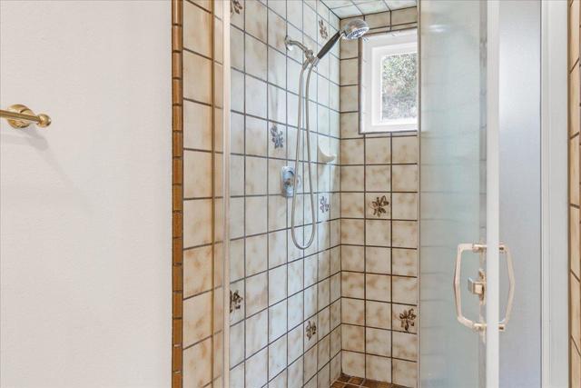 19515 Vierra Canyon Road, Salinas CA: https://media.crmls.org/mediaz/dba24bc4-7bc9-4e0c-8a31-8d69c5f219fe.jpg