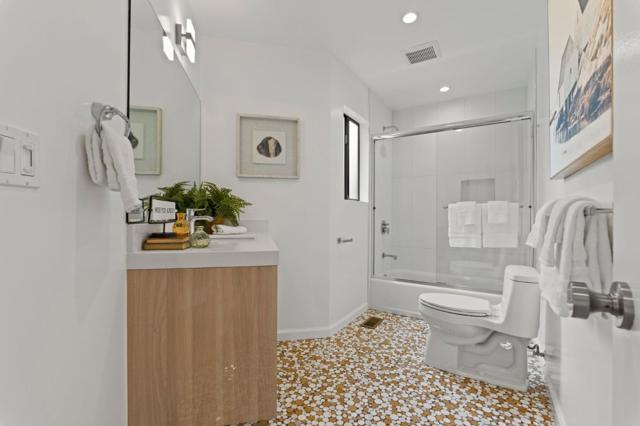 130 Blackburn Terrace, Pacifica CA: https://media.crmls.org/mediaz/dba54d8b-d54d-4c34-90d9-6e6259bee539.jpg