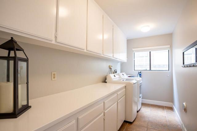 25314 Keats Ln, Stevenson Ranch CA: https://media.crmls.org/mediaz/dba5d081-ee46-4f3f-8778-d61998d04eb4.jpg